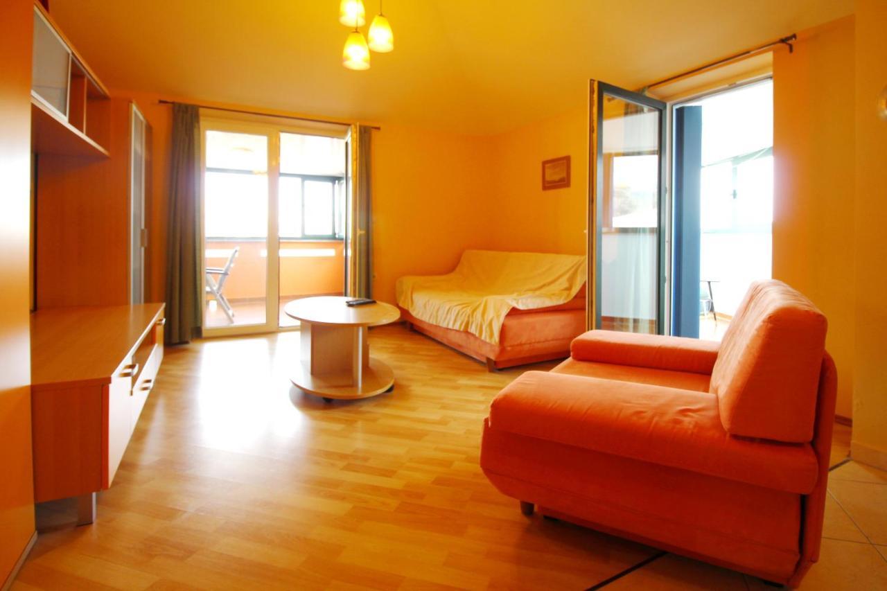 Apartments Pintar Zarok Baska  Bagian luar foto