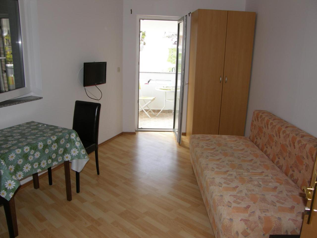 Apartments Pintar Zarok Baska  Bagian luar foto